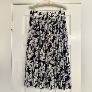 🌸3 for $20🌸 Classic Concepts Floral Pleated Midi Skirt Sz M Career Stretch Vtg!